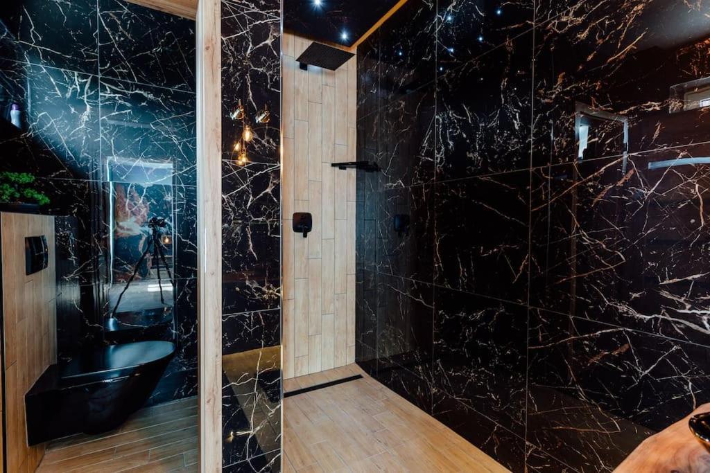 Paradise Wellness Residence เทรโควา ภายนอก รูปภาพ