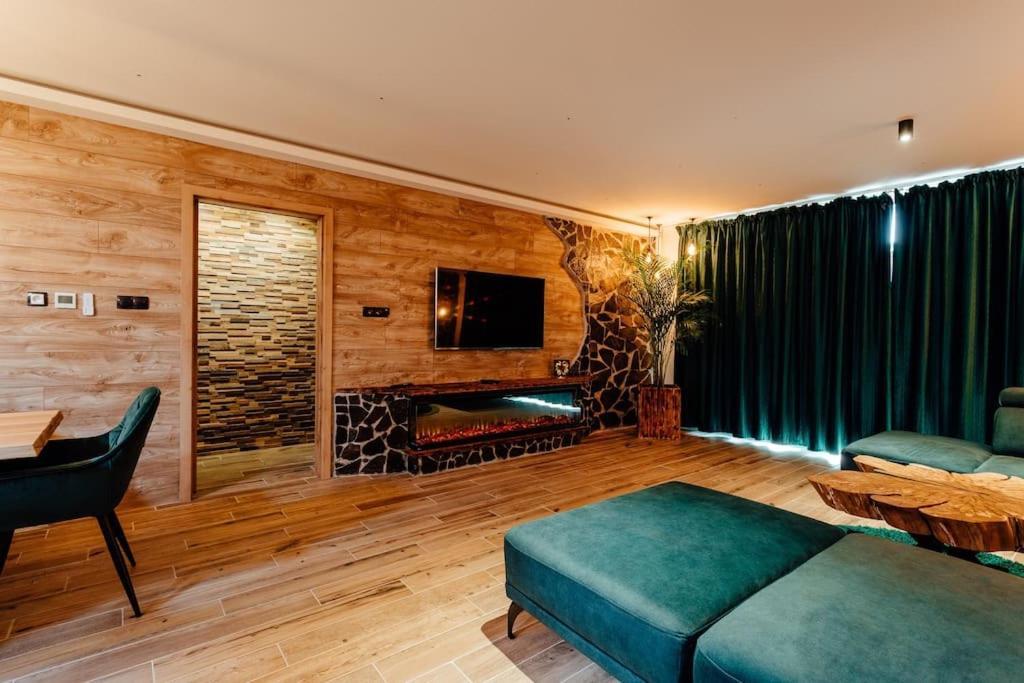Paradise Wellness Residence เทรโควา ภายนอก รูปภาพ